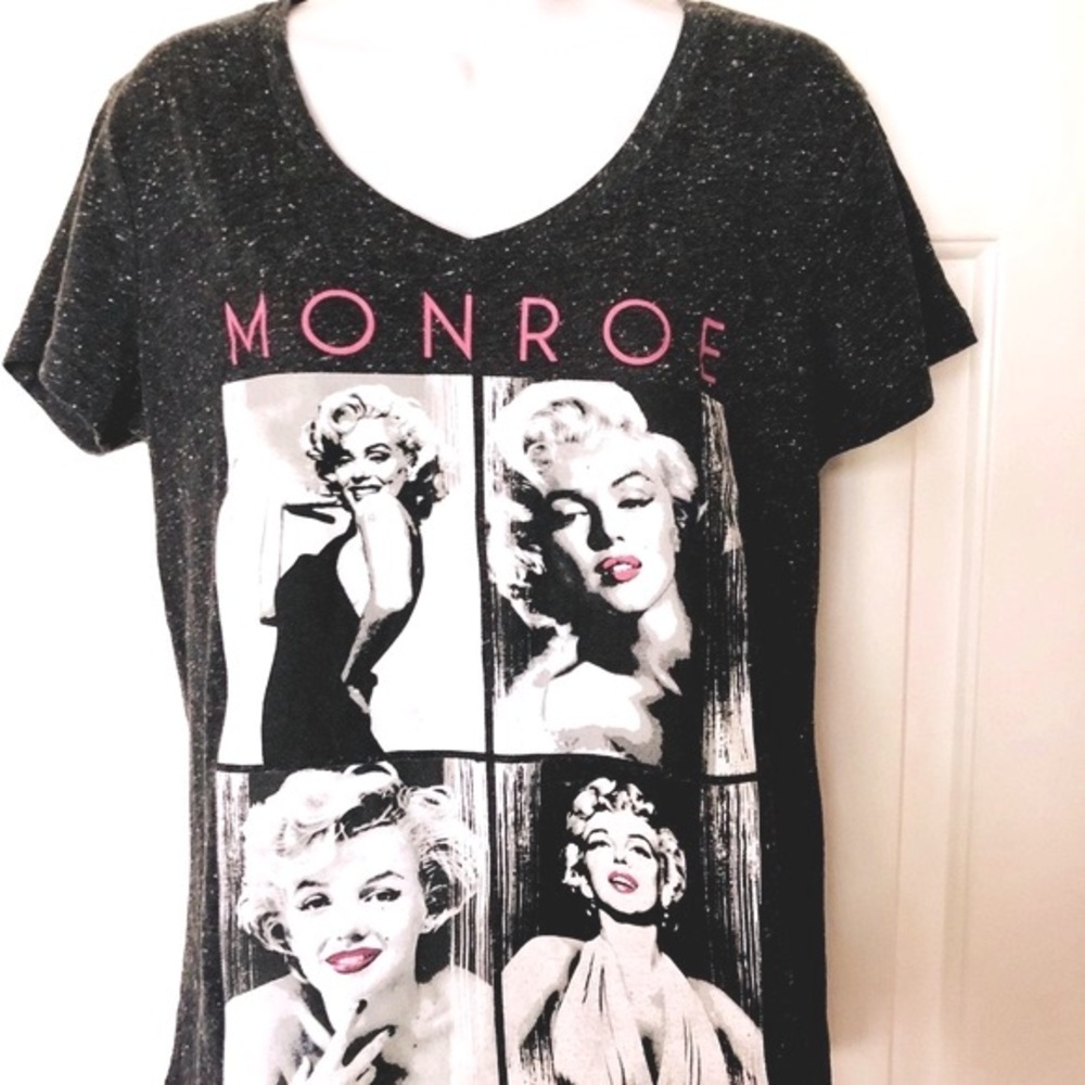 Marilyn Monroe Scoop Neck Short Sleeve Four Picture Graphic T-Shirt  Med Jr